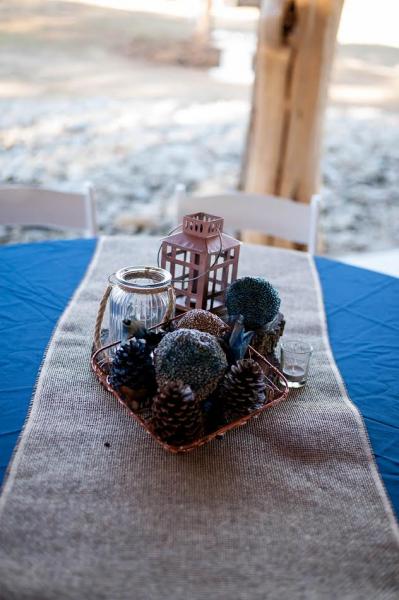 Bring your vision to life at our barn venue! You have the freedom to decorate with beautiful centerpieces to your heart's content! 
